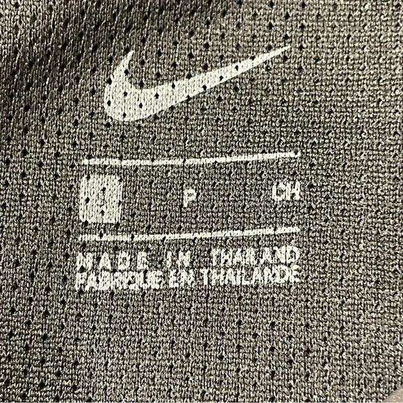 NIKE x CAL STATE LONG BEACH NWOT Monogrammed LB Lightweight Team Shirt - Picture 3 of 5